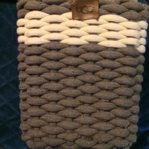 Ugg Trash can and basket